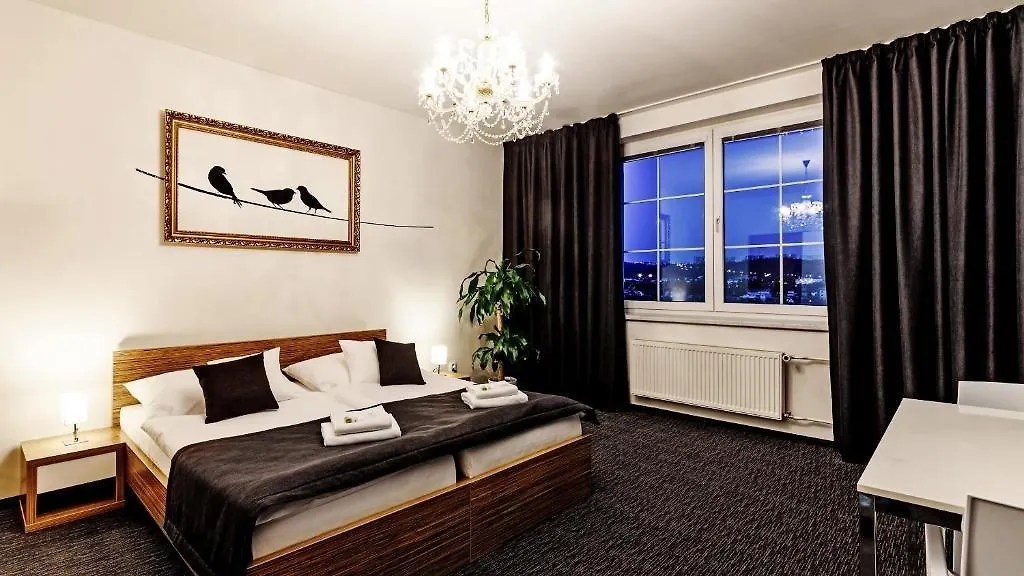 Penzion Bird'S Nest Brno Guest house